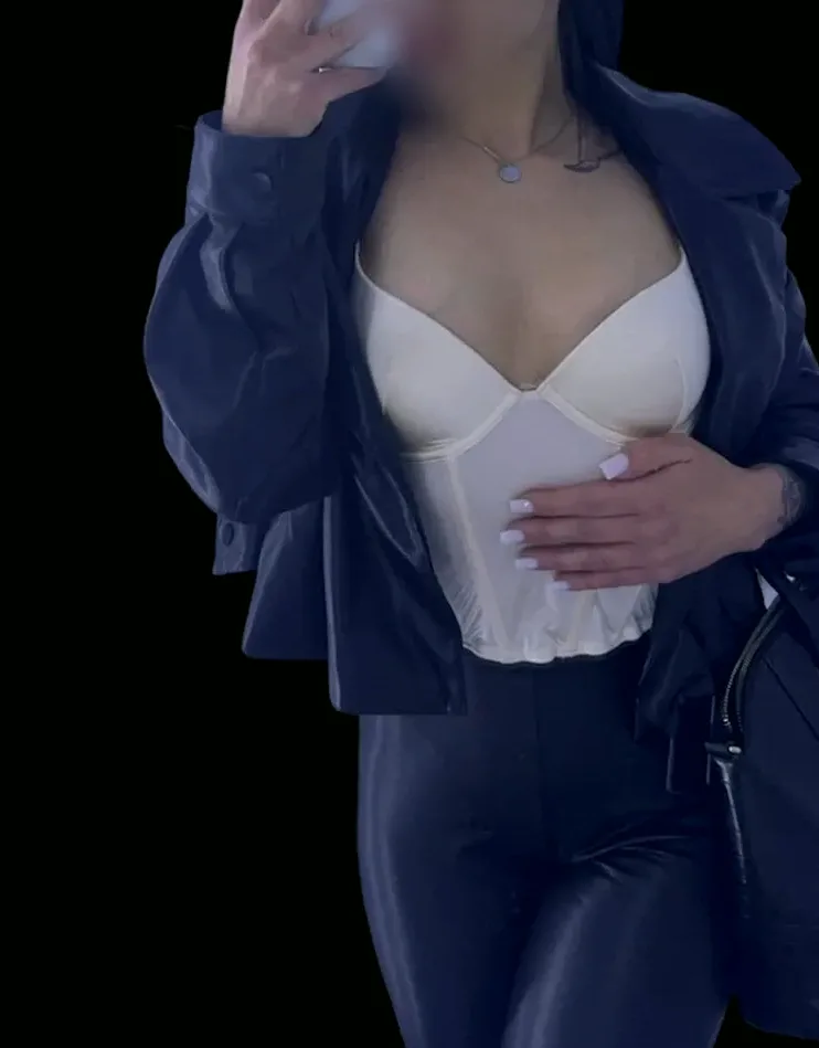 Jessica, 24