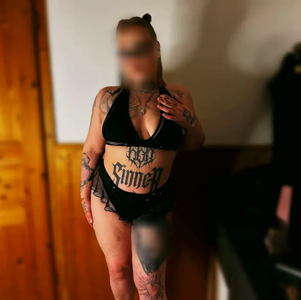 Maria, 26